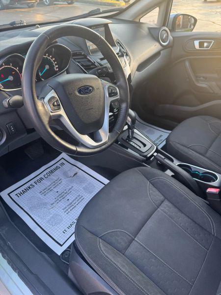 2016 Ford Fiesta SE