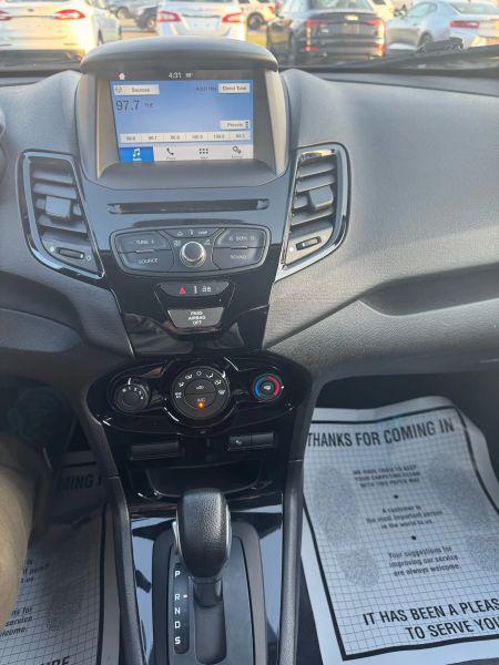 2016 Ford Fiesta SE