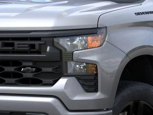 2026 Chevrolet Silverado 1500 4WD Crew Cab Short Bed Custom