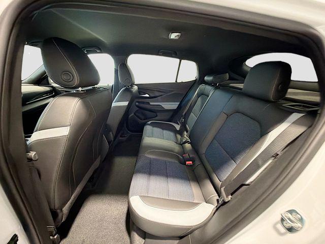 2026 Buick NV Preferred FWD