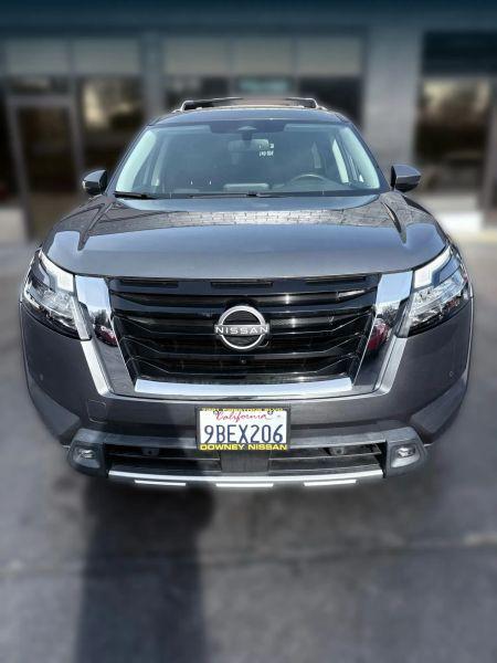 2022 Nissan Pathfinder SL 2WD