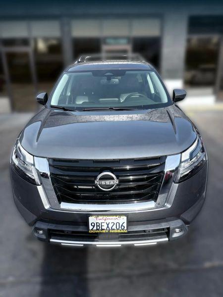 2022 Nissan Pathfinder SL 2WD