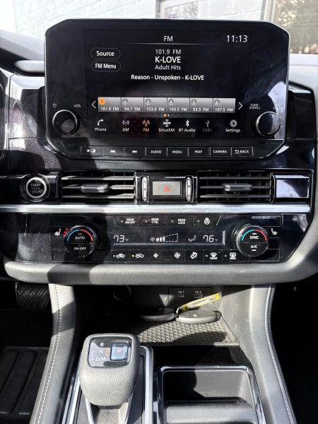 2022 Nissan Pathfinder SL 2WD