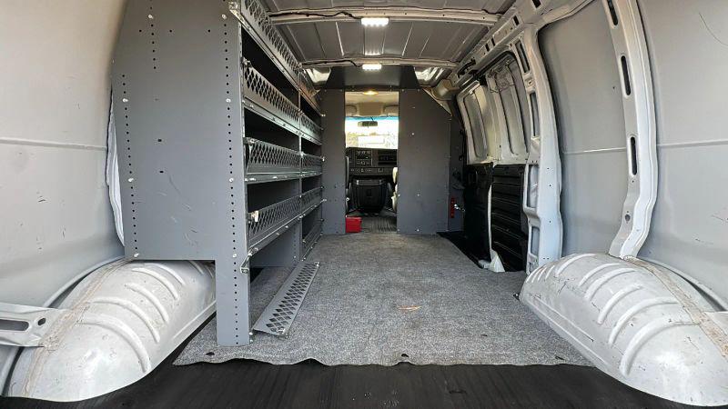 2022 GMC Savana Cargo RWD 2500 Regular Wheelbase Work Van