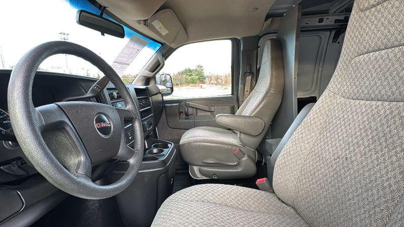 2022 GMC Savana Cargo RWD 2500 Regular Wheelbase Work Van