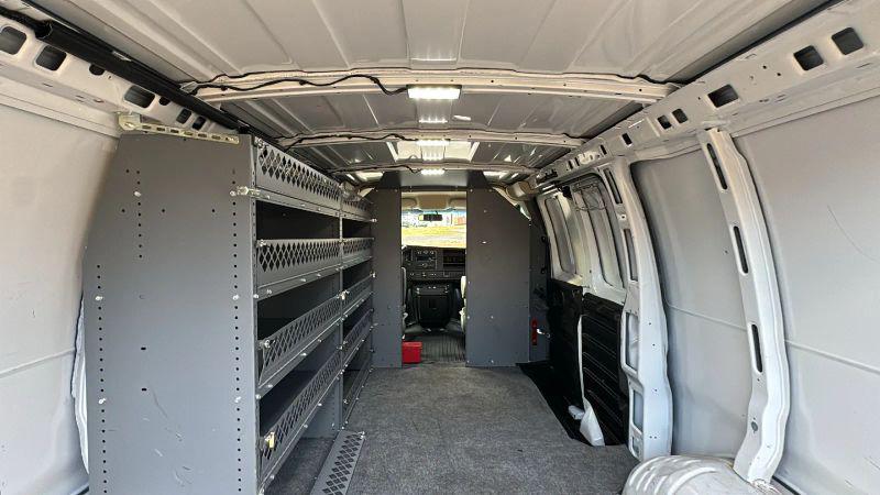 2022 GMC Savana Cargo RWD 2500 Regular Wheelbase Work Van