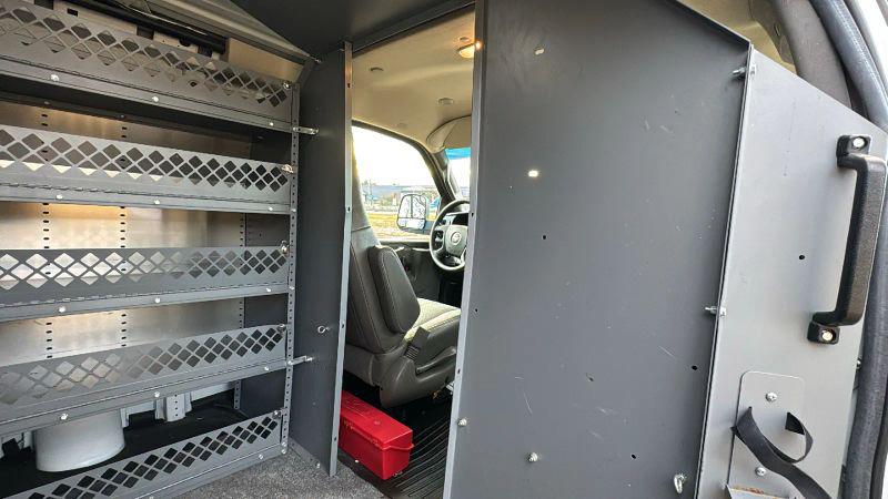 2022 GMC Savana Cargo RWD 2500 Regular Wheelbase Work Van