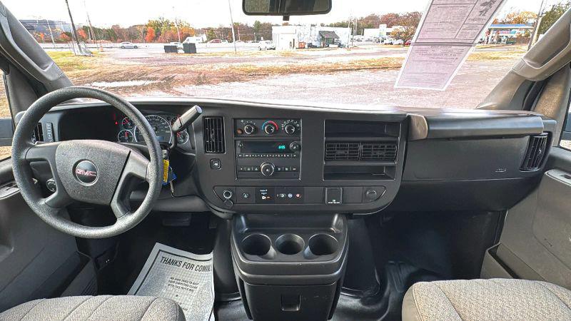 2022 GMC Savana Cargo RWD 2500 Regular Wheelbase Work Van
