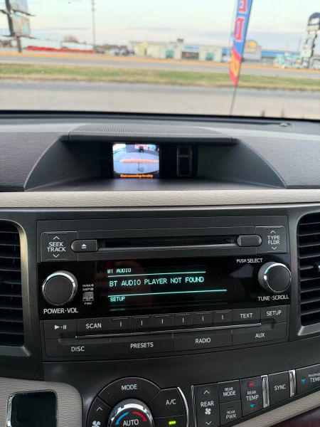 2011 Toyota Sienna XLE
