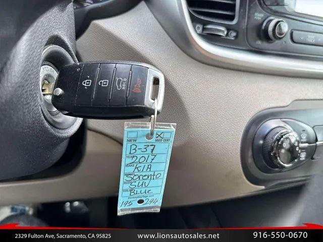 2017 Kia Sorento 2.4L LX