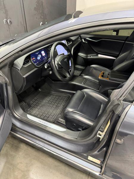 2018 Tesla Model S 75D