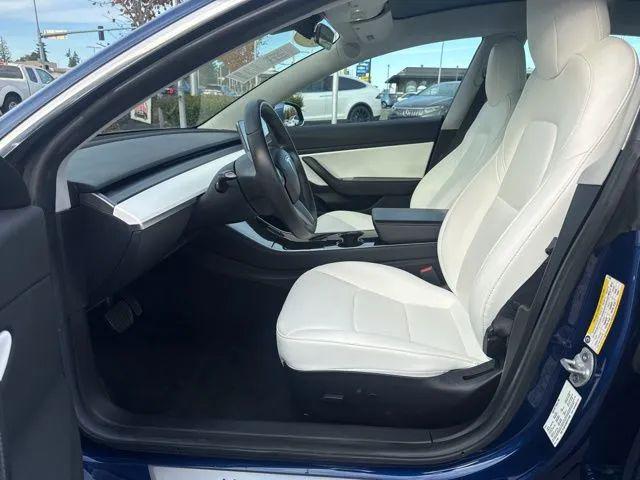 2019 Tesla Model 3 Standard Range Plus