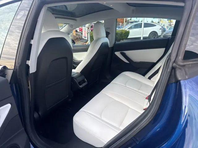 2019 Tesla Model 3 Standard Range Plus