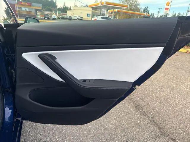 2019 Tesla Model 3 Standard Range Plus