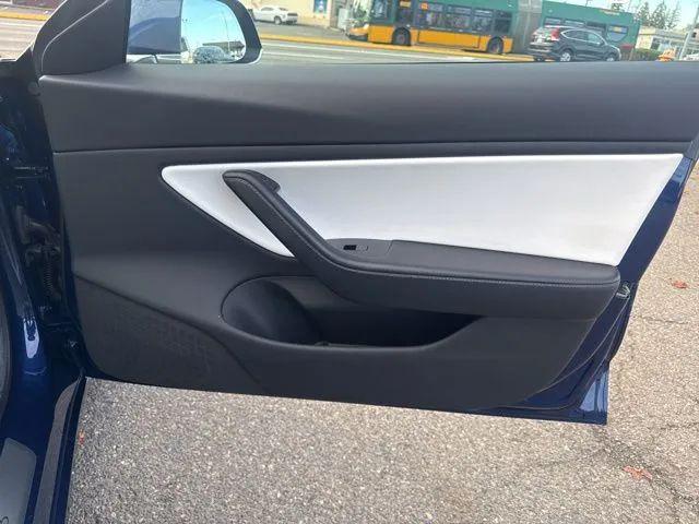 2019 Tesla Model 3 Standard Range Plus