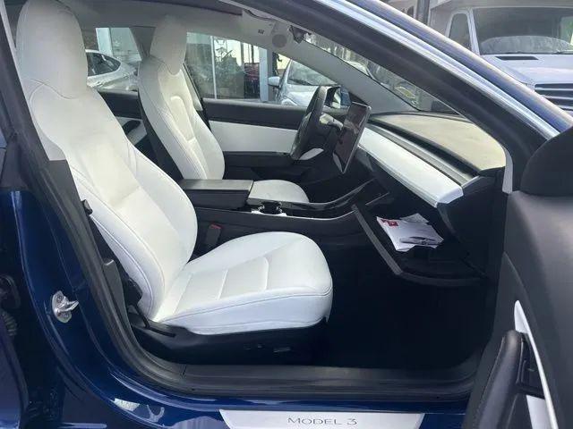 2019 Tesla Model 3 Standard Range Plus