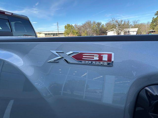 2026 GMC Sierra 2500HD Crew Cab, Standard Bed, SLT, 4WD