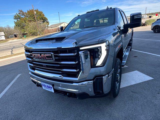 2026 GMC Sierra 2500HD Crew Cab, Standard Bed, SLT, 4WD
