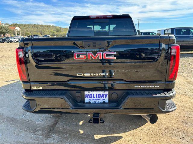 2026 GMC Sierra 2500HD Crew Cab, Standard Bed, Denali, 4WD