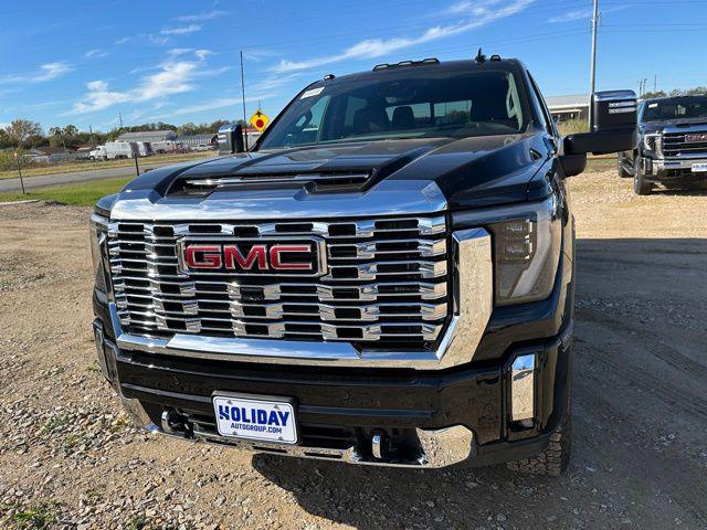 2026 GMC Sierra 2500HD Crew Cab, Standard Bed, Denali, 4WD