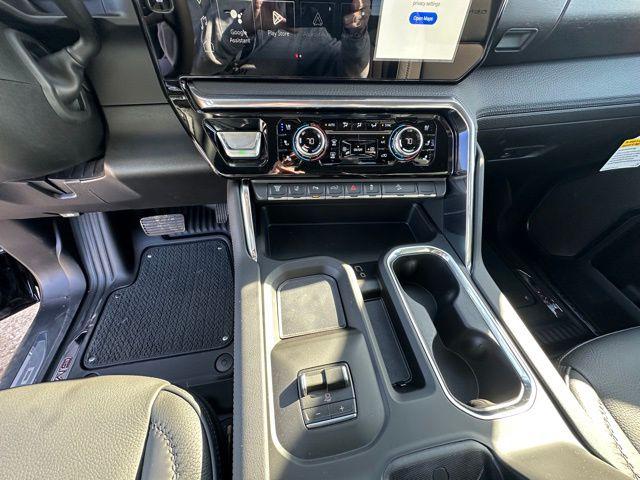 2026 GMC Sierra 2500HD Crew Cab, Standard Bed, Denali, 4WD