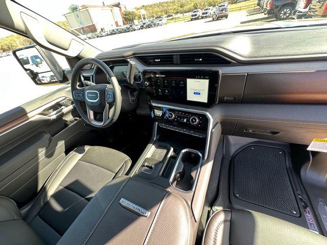 2026 GMC Sierra 2500HD Crew Cab, Standard Bed, Denali, 4WD