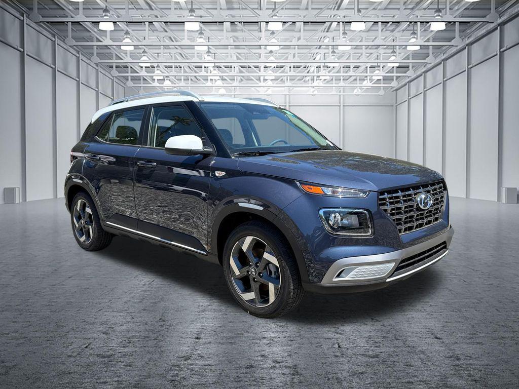2026 Hyundai Venue SEL w/Two-Tone Roof