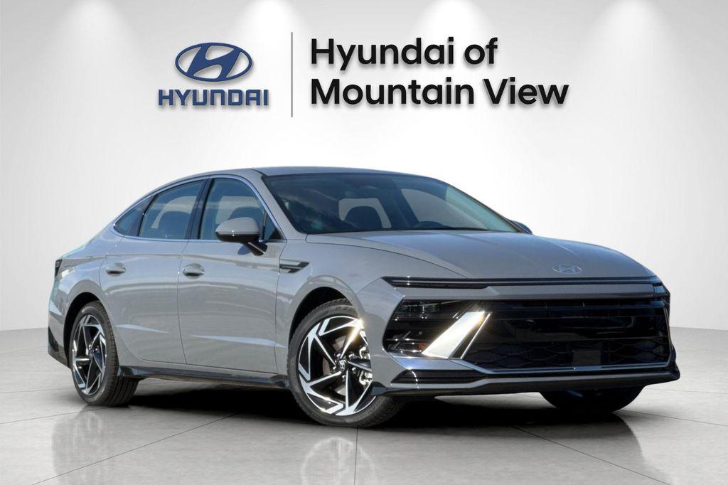 2026 Hyundai Sonata SEL AWD's photo