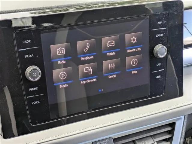 2026 Volkswagen Taos SE