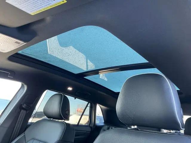 2026 Volkswagen Atlas Cross Sport SEL Premium R-Line