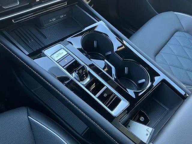 2026 Volkswagen Atlas Cross Sport SEL Premium R-Line