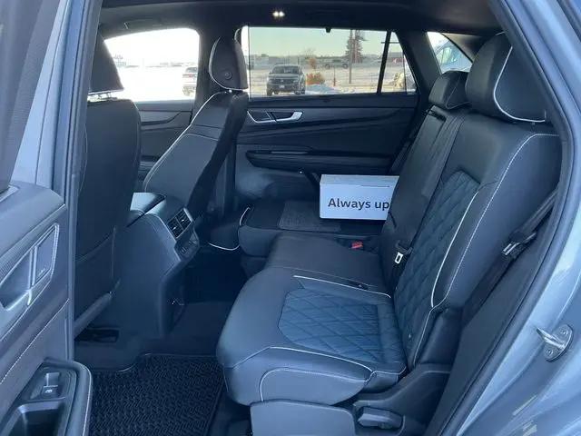 2026 Volkswagen Atlas Cross Sport SEL Premium R-Line