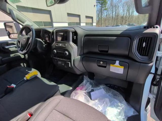 2025 Chevrolet Silverado 3500HD Work Truck