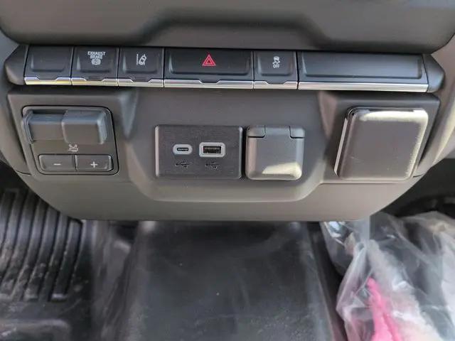 2025 Chevrolet Silverado 3500HD Work Truck