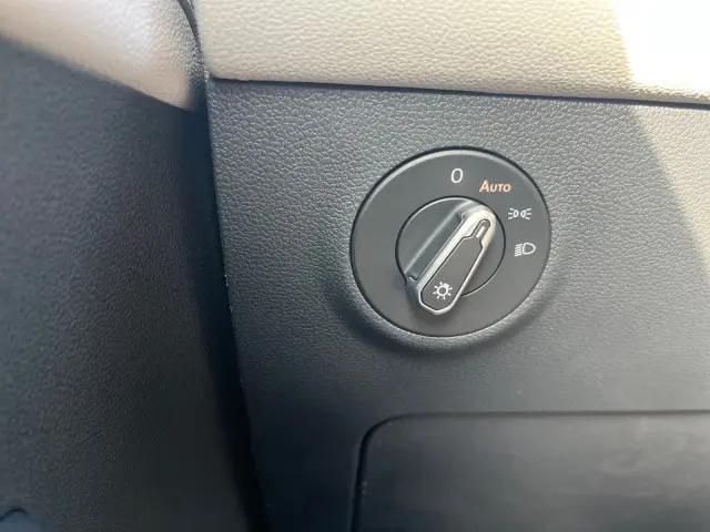2026 Volkswagen Taos SEL