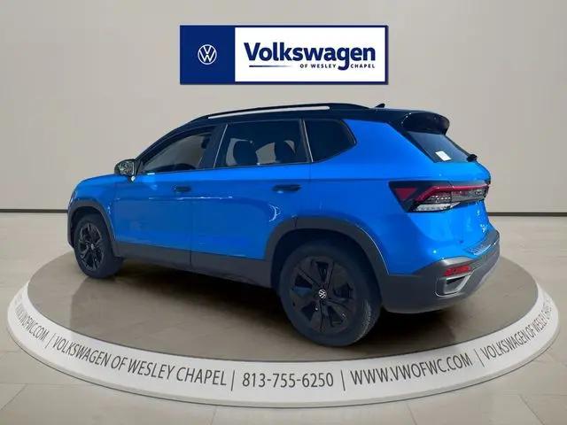 2026 Volkswagen Taos SE Black