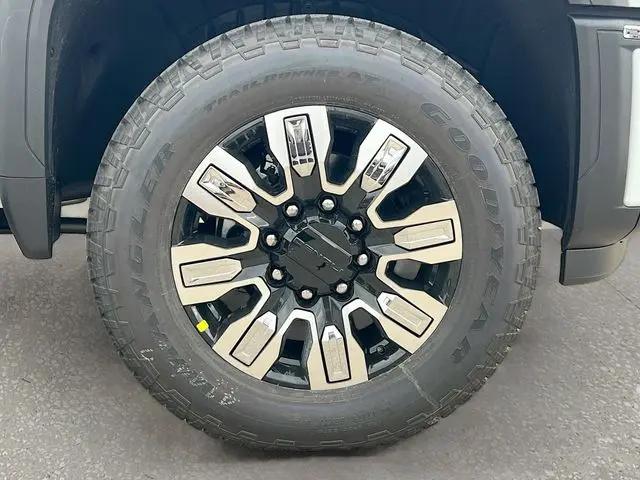 2026 GMC Sierra 2500HD Crew Cab, Standard Bed, Denali, 4WD