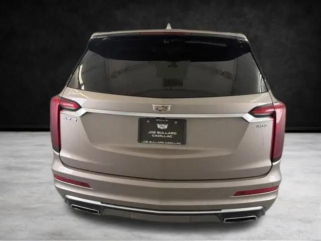 2023 Cadillac XT6 FWD Premium Luxury