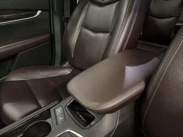 2023 Cadillac XT6 FWD Premium Luxury