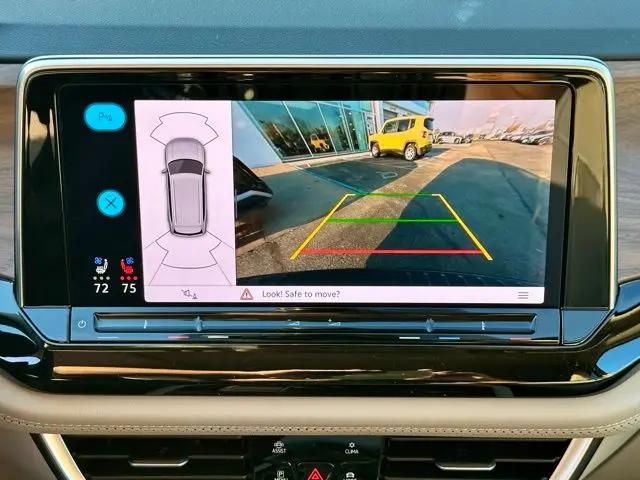 2026 Volkswagen Atlas SE with Technology