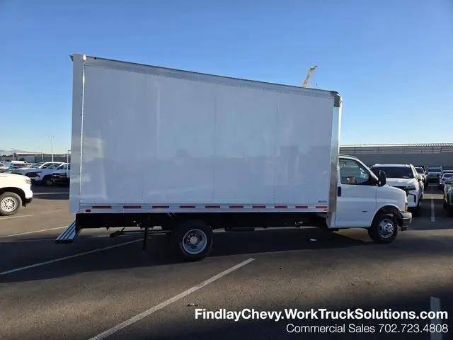 2025 Chevrolet Express Cutaway Work Van