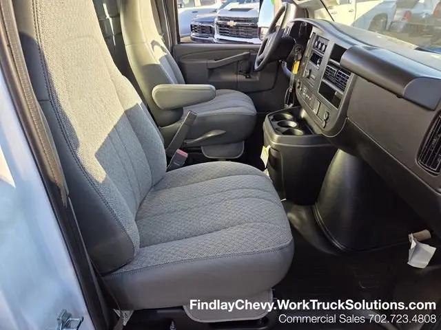 2025 Chevrolet Express Cutaway Work Van