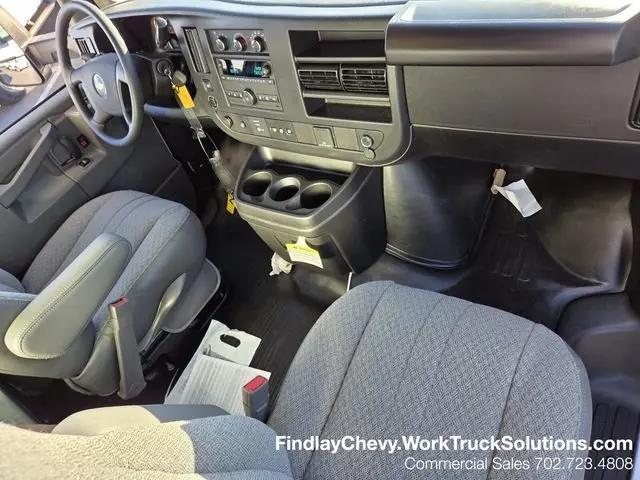 2025 Chevrolet Express Cutaway Work Van