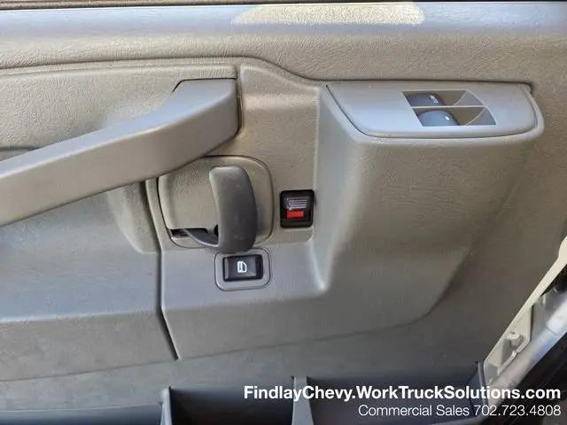 2025 Chevrolet Express Cutaway Work Van