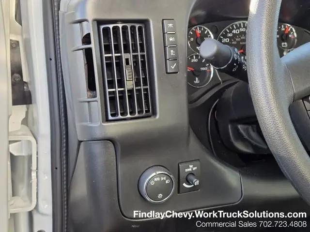 2025 Chevrolet Express Cutaway Work Van
