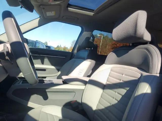 2026 Kia EV9 Land