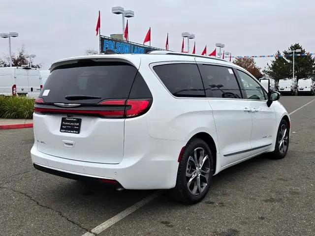 2026 Chrysler Pacifica Pinnacle