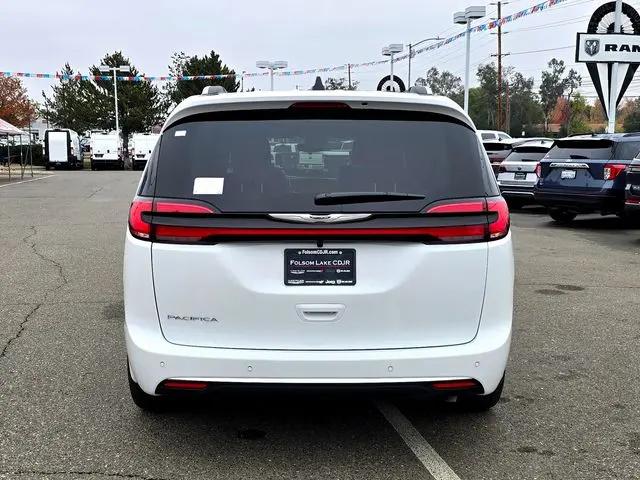 2026 Chrysler Pacifica Pinnacle