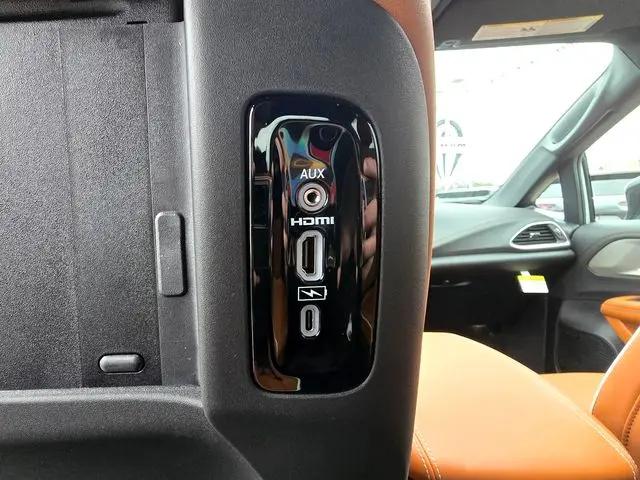 2026 Chrysler Pacifica Pinnacle