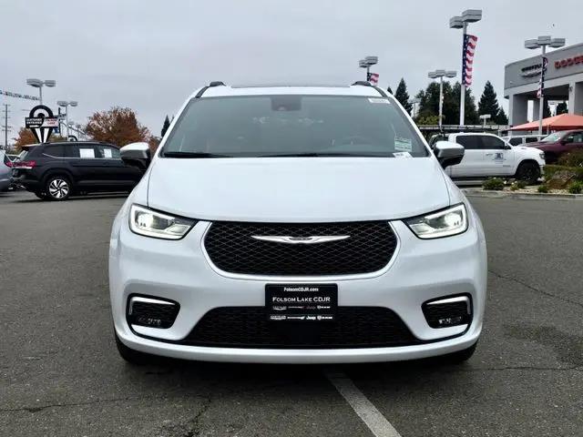 2026 Chrysler Pacifica Pinnacle